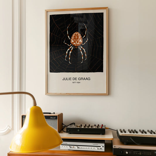Spider in a web | De Graag, Julie